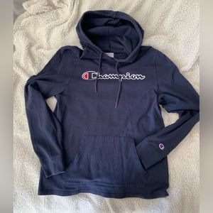 Navy blue Champion sweatshirt pullover men’s Medium